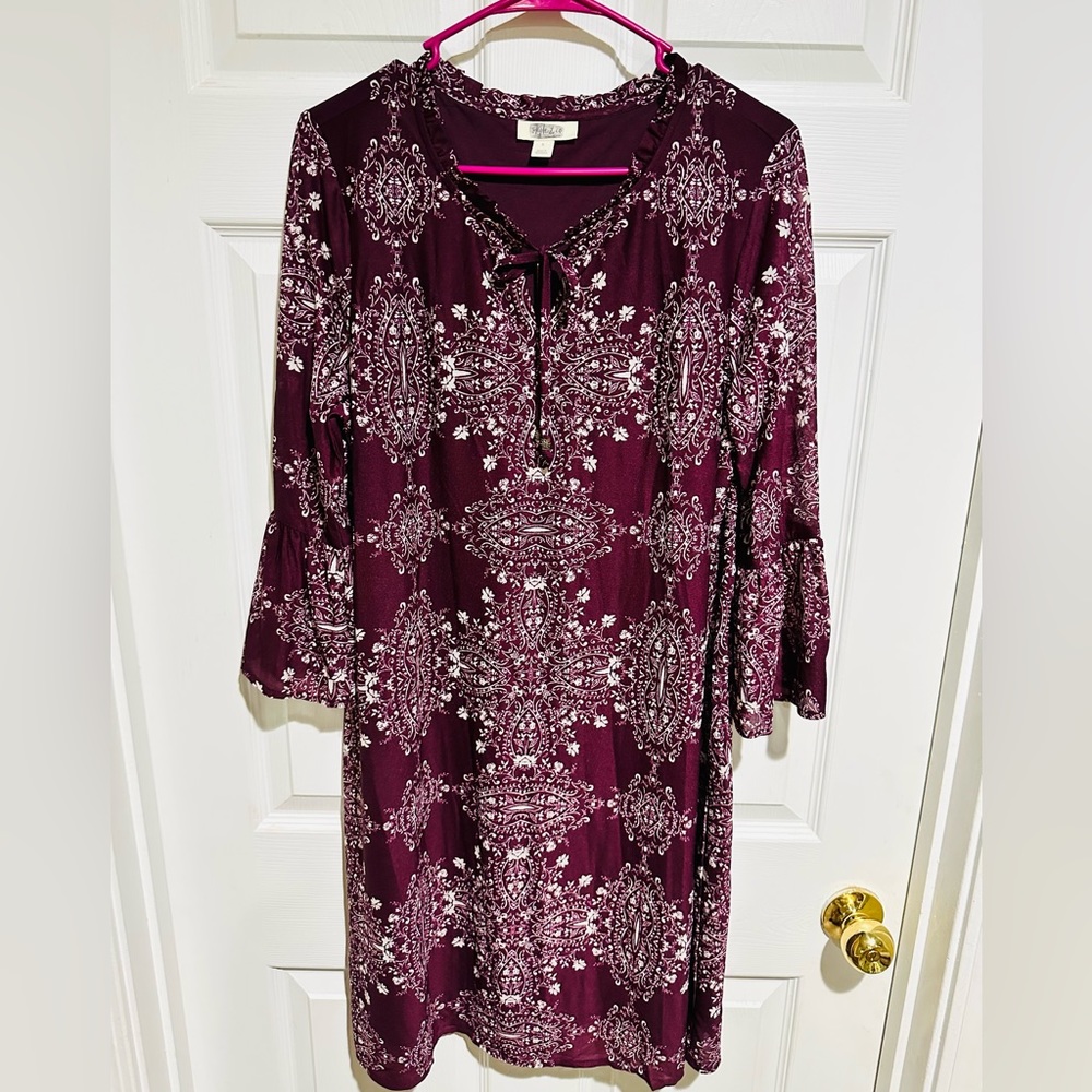 *SOLD* ☀️Women’s dress sz L☀️